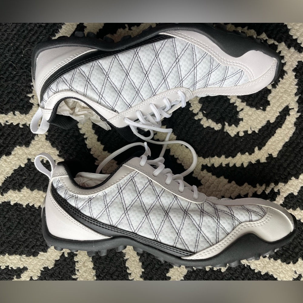 BRAND NEW IN BOX Footjoy Super Lites Golf Shoes